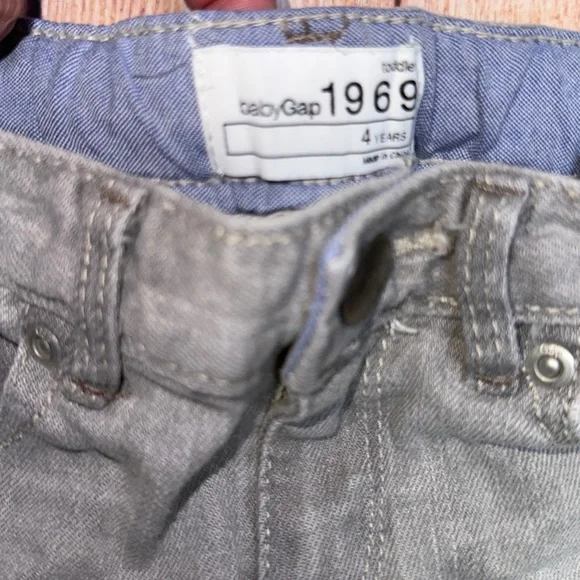 Baby GAP Kids Gray Jeans - Picture 3 of 3